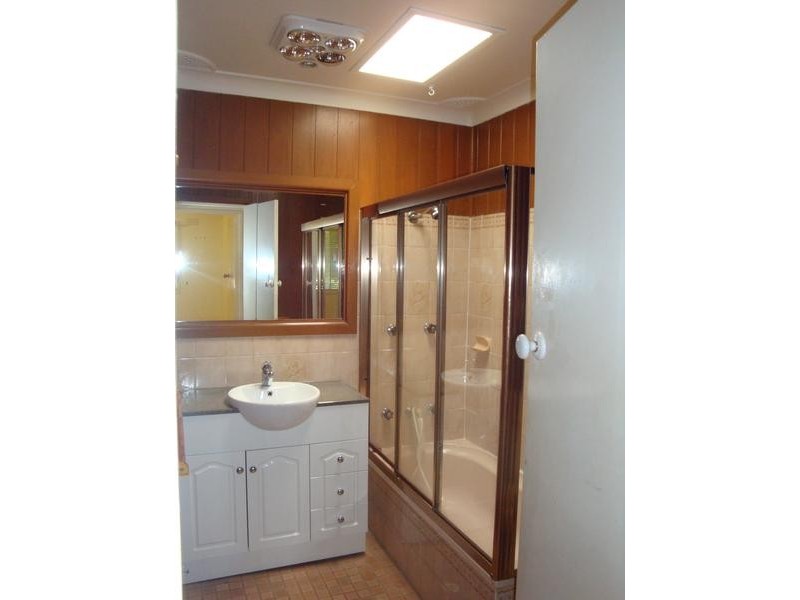 Fairfield West NSW 2165