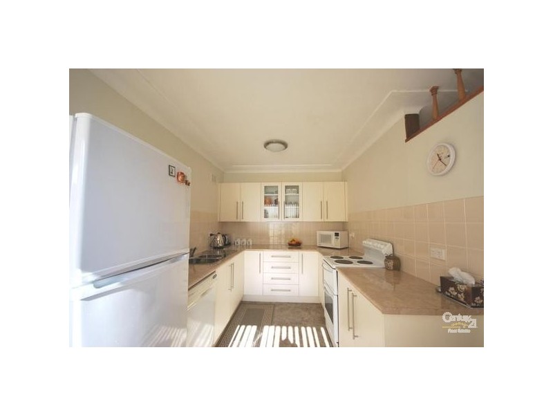 9 Stacey Street, Fairfield West NSW 2165