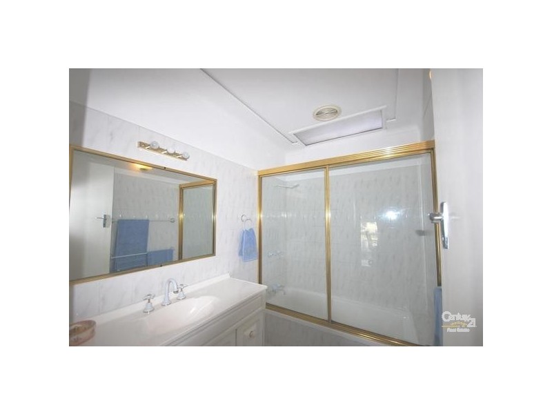 9 Stacey Street, Fairfield West NSW 2165