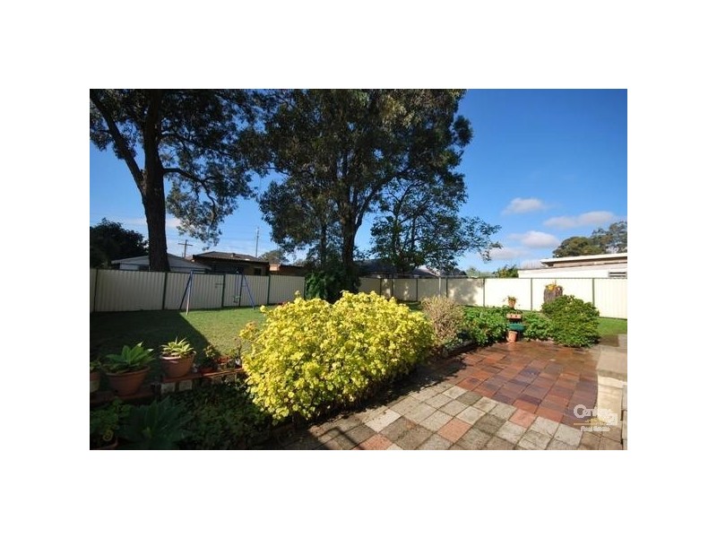 9 Stacey Street, Fairfield West NSW 2165