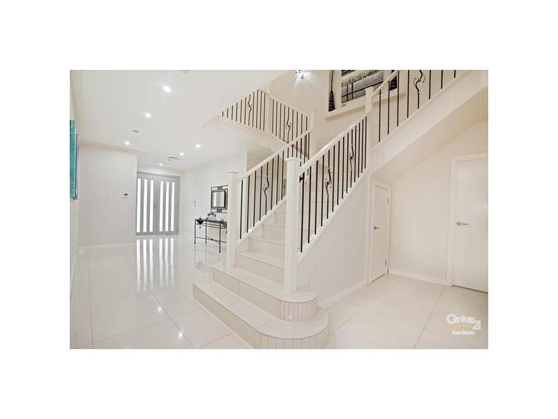 92 Mandarin Street, Fairfield East NSW 2165