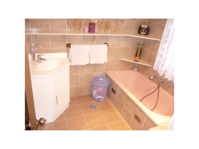 2 Frank Street, Guildford NSW 2161