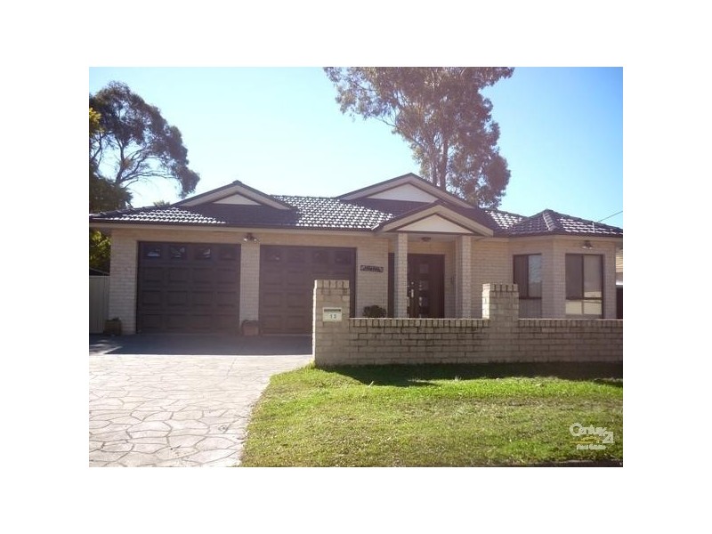 13 Leichhardt Avenue, Fairfield West NSW 2165