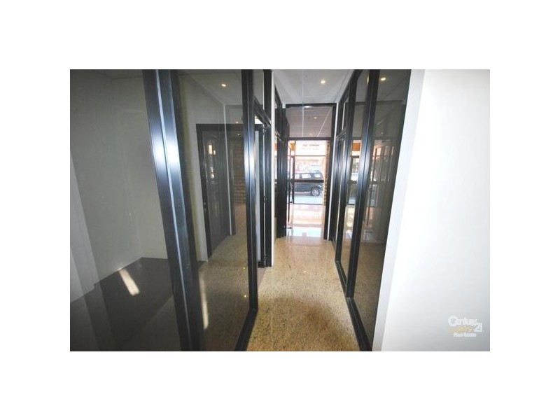 2/4 William Street, Fairfield NSW 2165