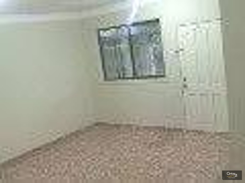 21 Quest Avenue, Carramar NSW 2163