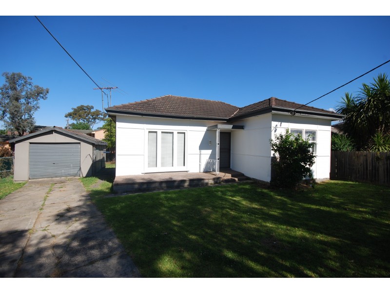 Fairfield NSW 2165