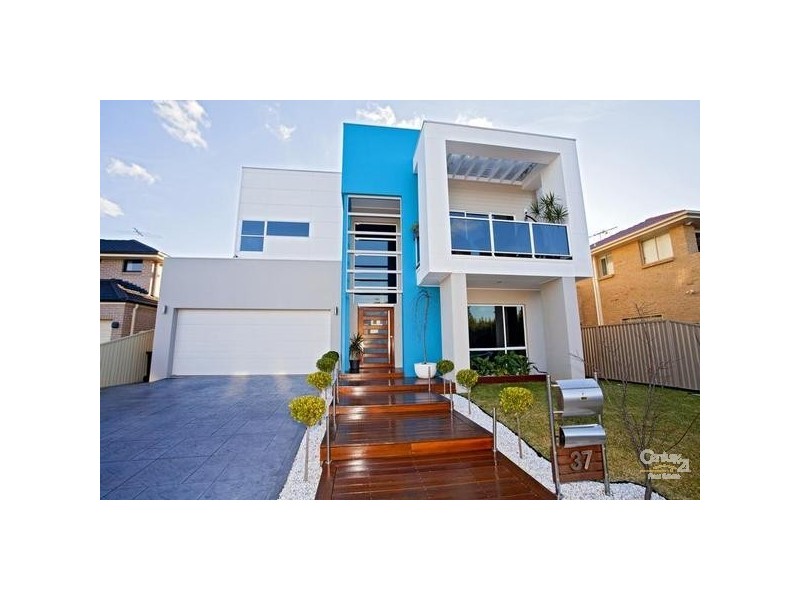37 Willowbank Crescent, Canley Vale NSW 2166