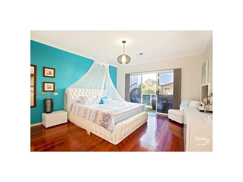 37 Willowbank Crescent, Canley Vale NSW 2166