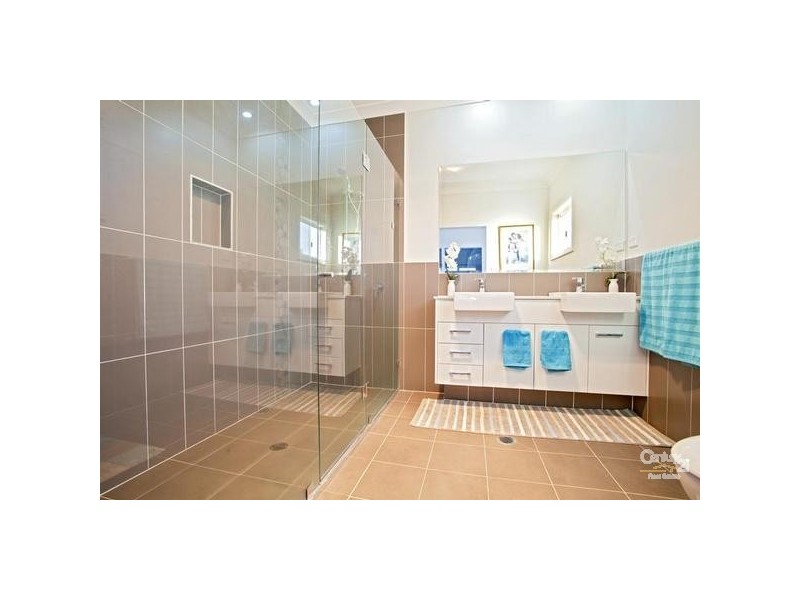 37 Willowbank Crescent, Canley Vale NSW 2166