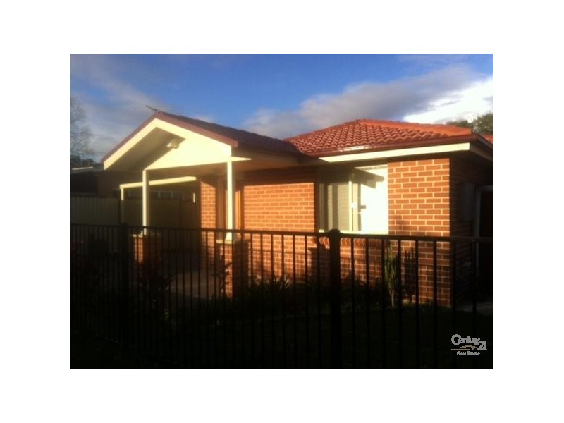 Fairfield NSW 2165