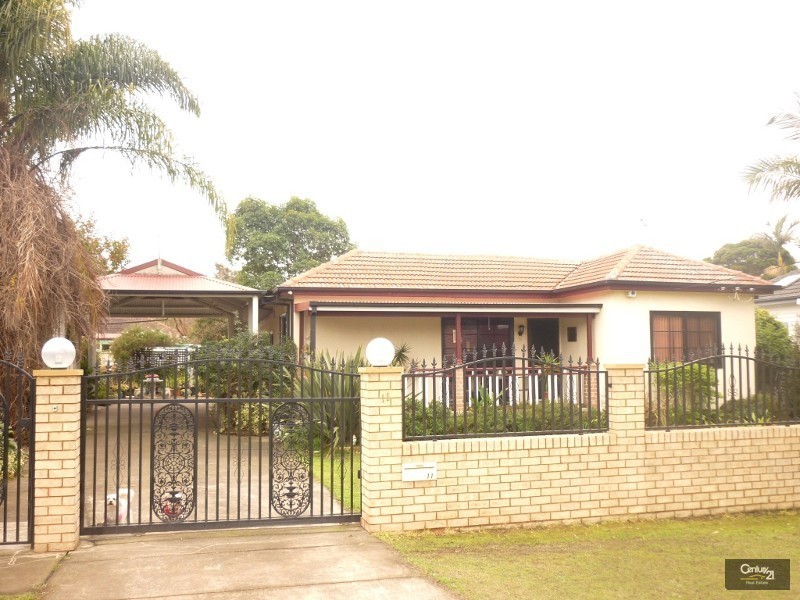 11 Harden Street, Canley Heights NSW 2166