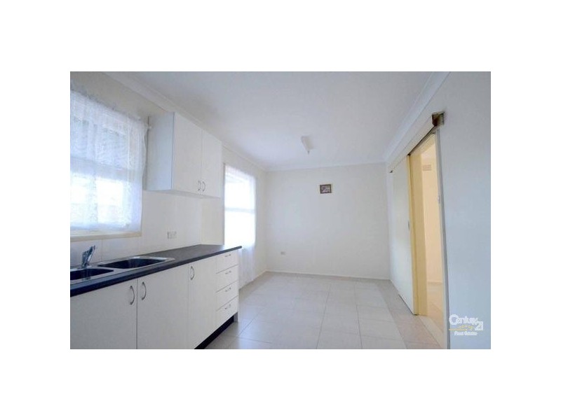 Fairfield West NSW 2165