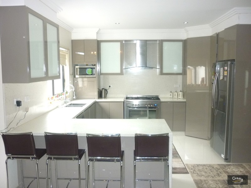 Canley Heights NSW 2166