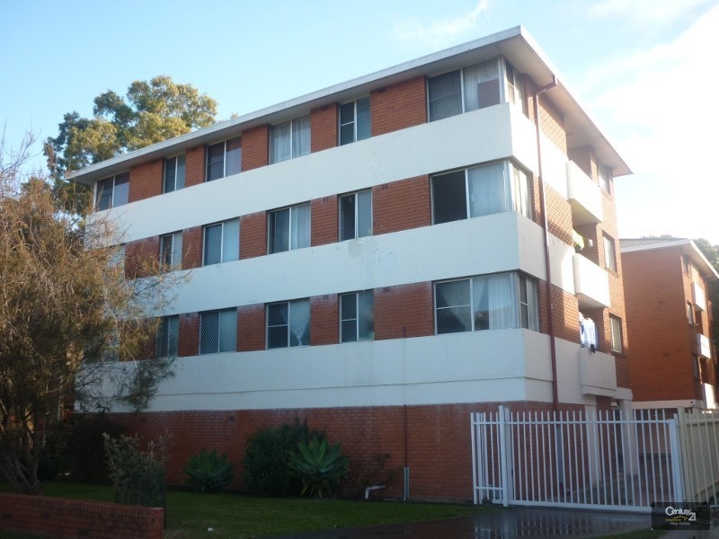 16/5 Drummond Street, Warwick Farm NSW 2170
