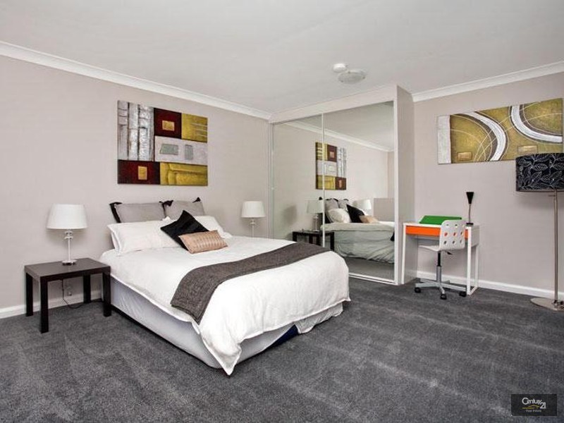 12 Oxley Street, Lalor Park NSW 2147