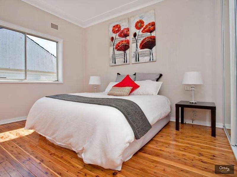 12 Oxley Street, Lalor Park NSW 2147