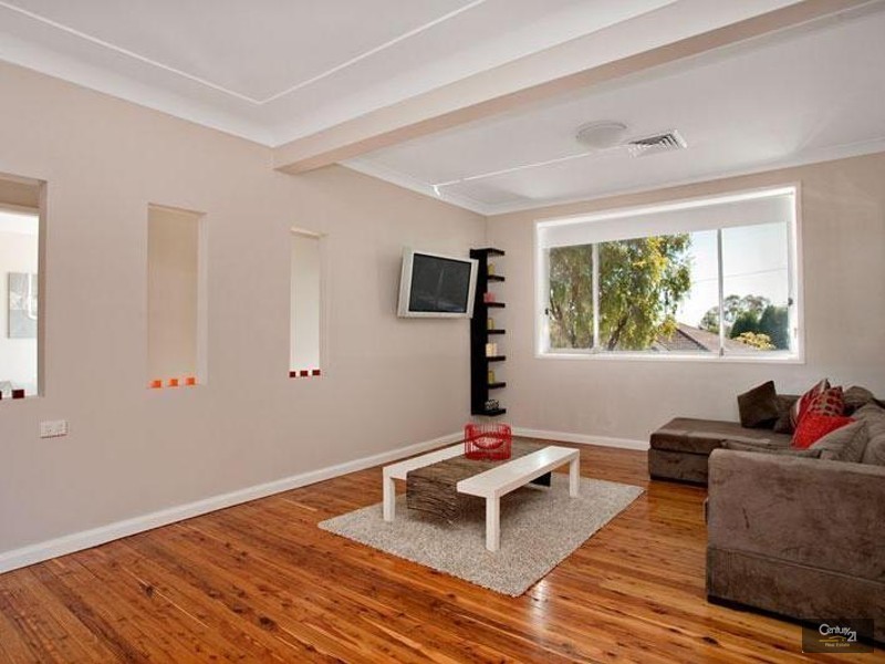 12 Oxley Street, Lalor Park NSW 2147