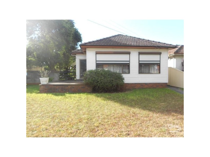Fairfield NSW 2165