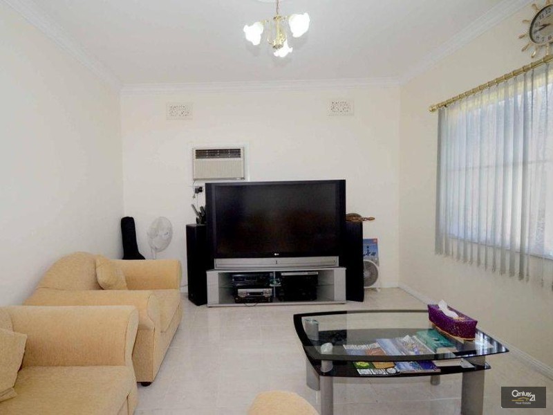 125  Sackville Street, Fairfield NSW 2165