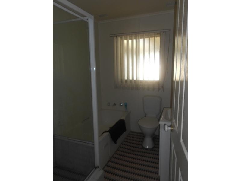 Fairfield West NSW 2165