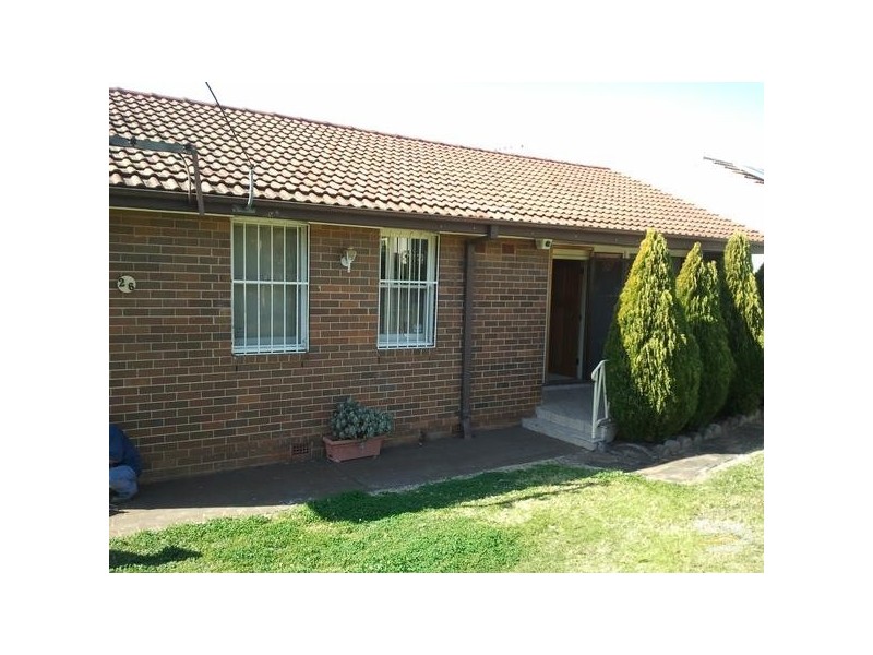 Fairfield West NSW 2165