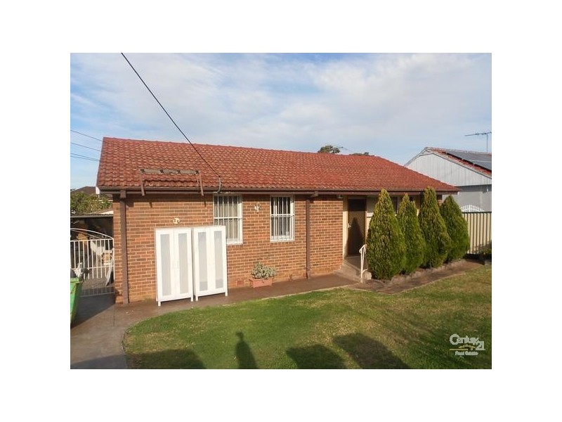 Fairfield West NSW 2165
