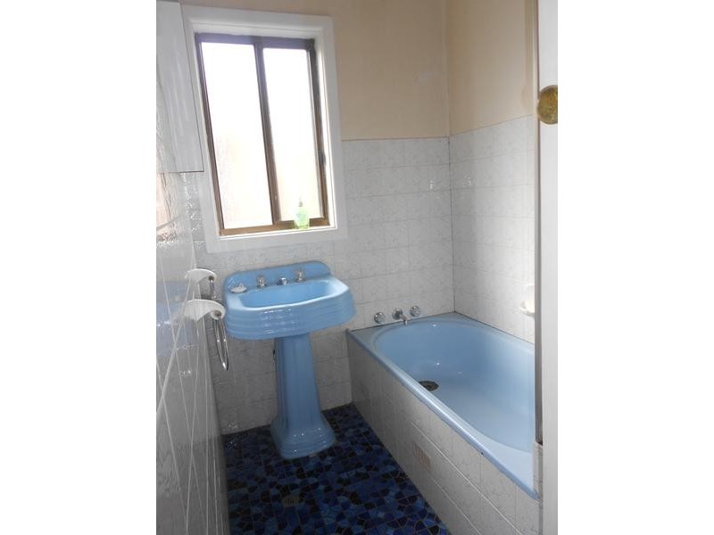 Canley Heights NSW 2166