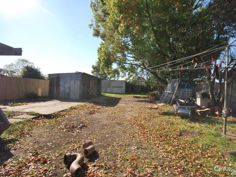 252 Smithfield Road, Fairfield West NSW 2165