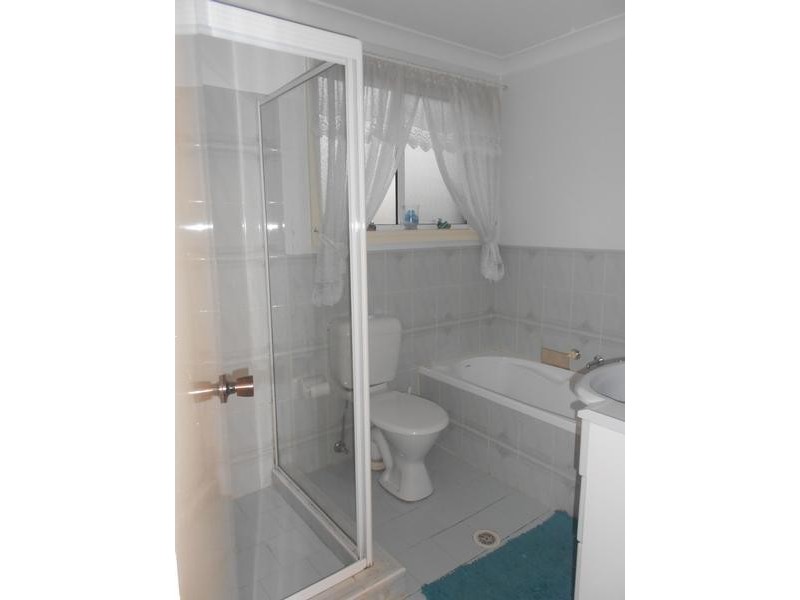 Bossley Park NSW 2176