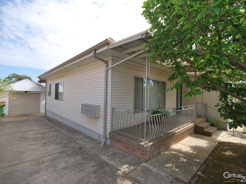 62 Bourke Street, Smithfield NSW 2164