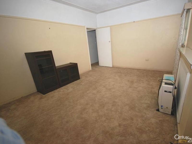 1 Macarthur Street, Fairfield NSW 2165