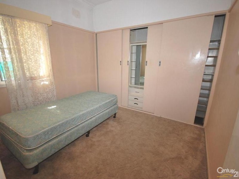 1 Macarthur Street, Fairfield NSW 2165