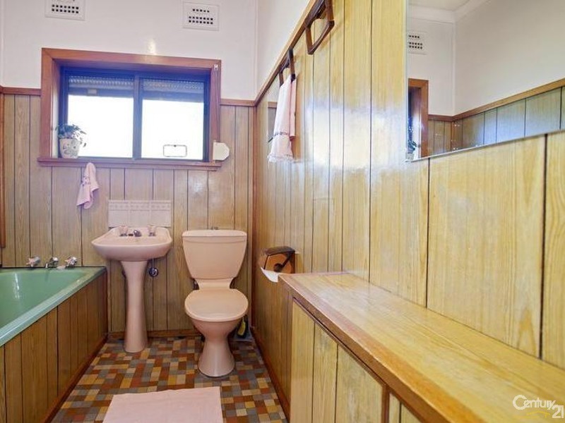 33 Tangerine Street, Fairfield East NSW 2165