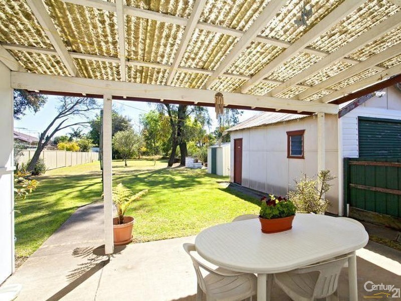 33 Tangerine Street, Fairfield East NSW 2165