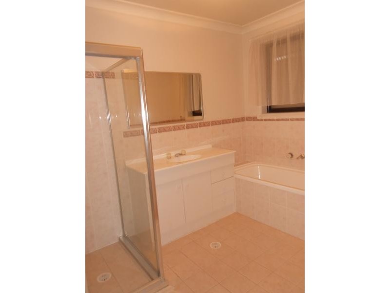 Canley Heights NSW 2166