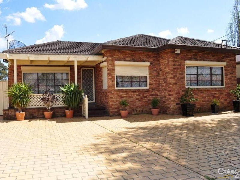 Fairfield West NSW 2165