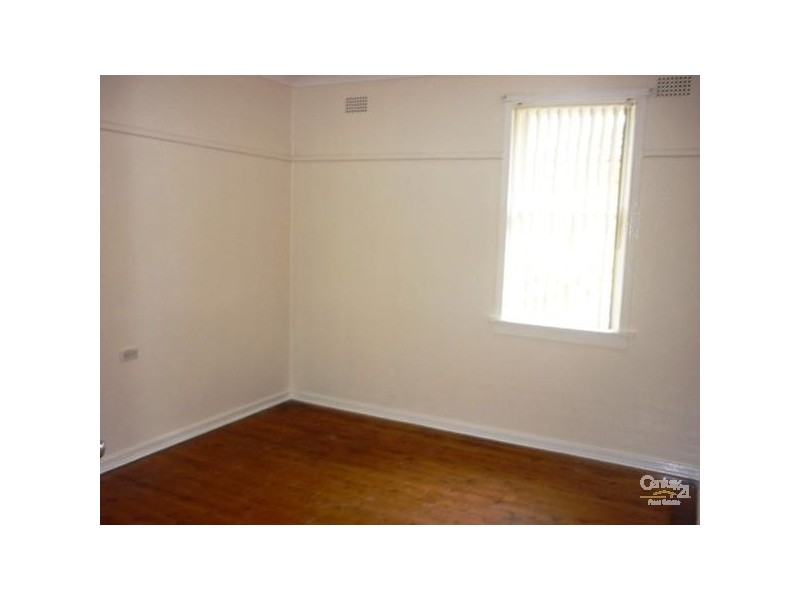 Fairfield East NSW 2165