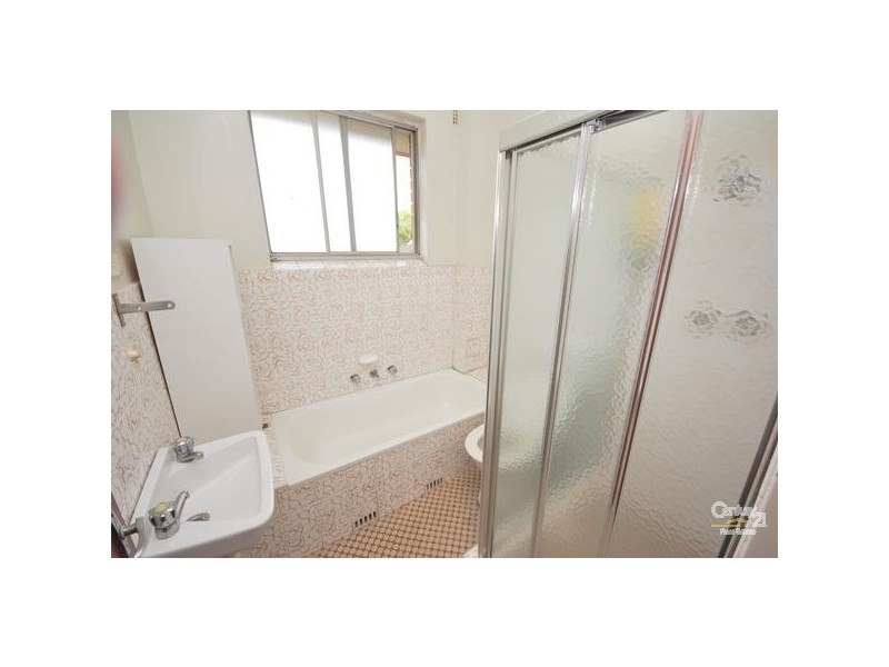 6/84 Sackville Street, Fairfield NSW 2165