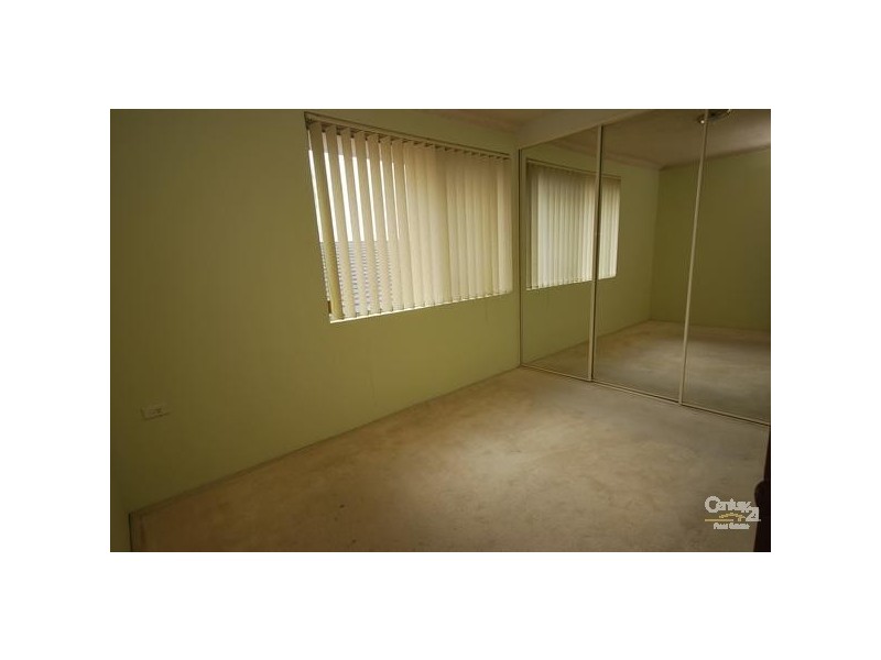 6/84 Sackville Street, Fairfield NSW 2165