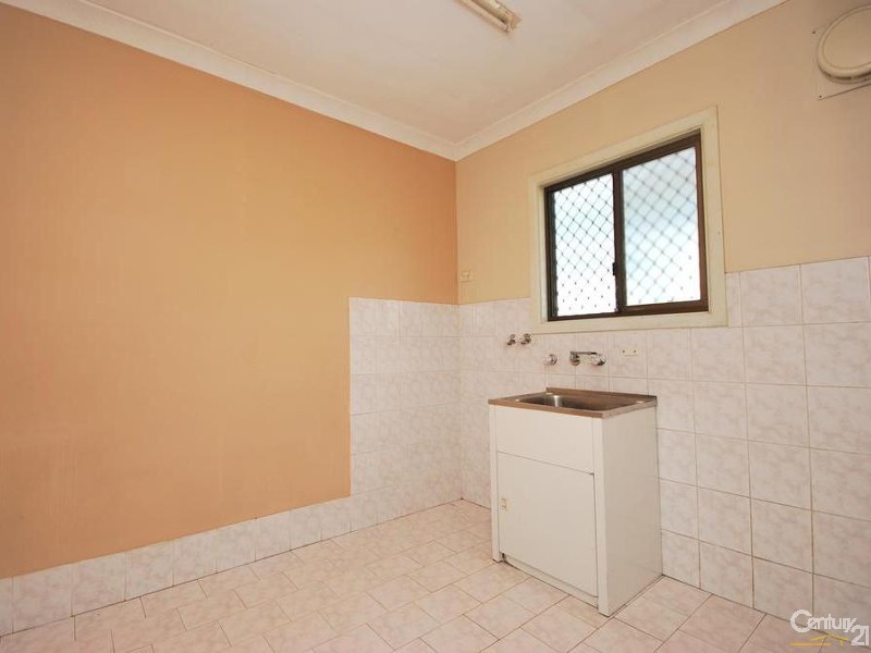 Fairfield East NSW 2165