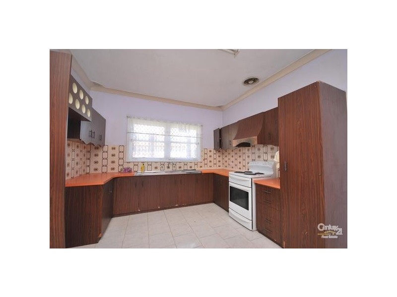 Fairfield East NSW 2165