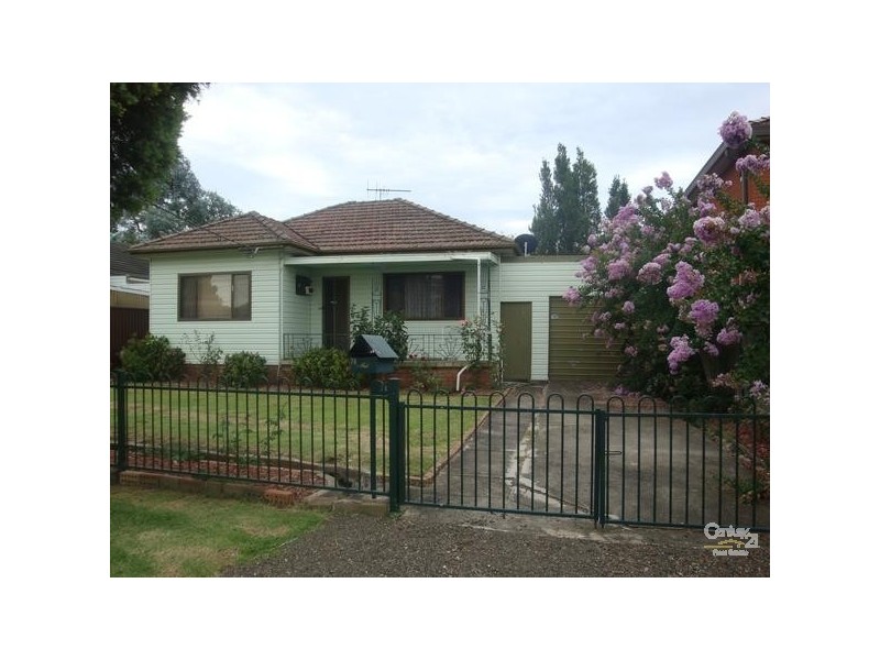 Fairfield West NSW 2165