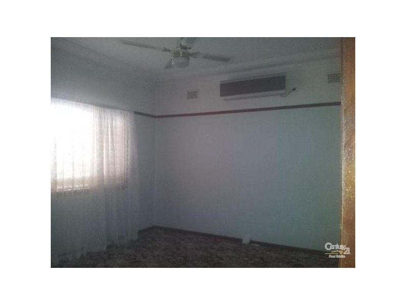 Fairfield West NSW 2165