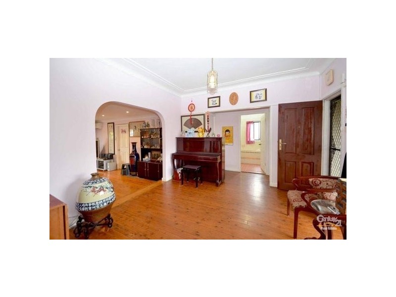 Canley Heights NSW 2166