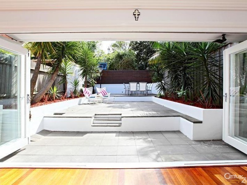 14 Vicar Street, Coogee NSW 2034