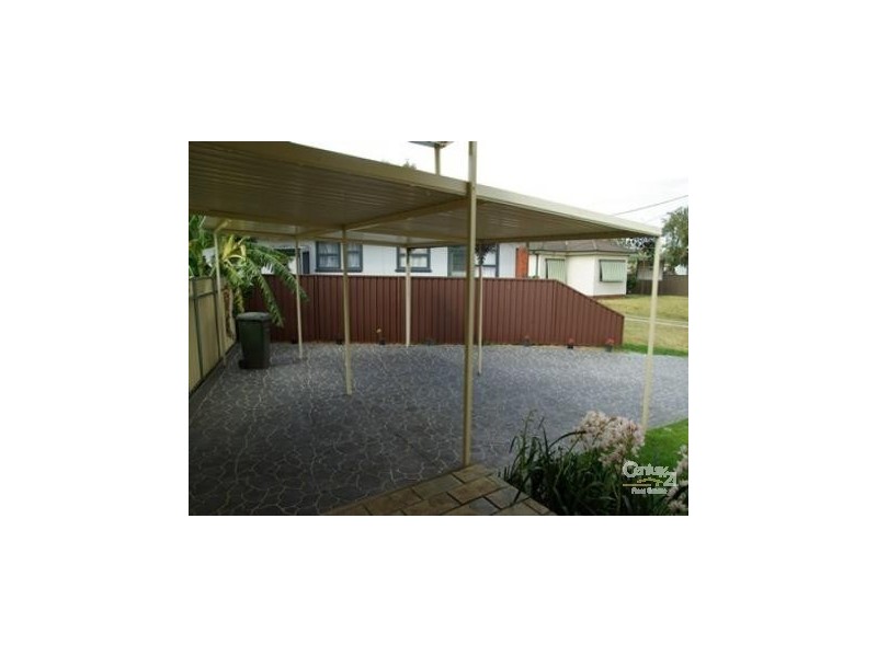 Fairfield West NSW 2165