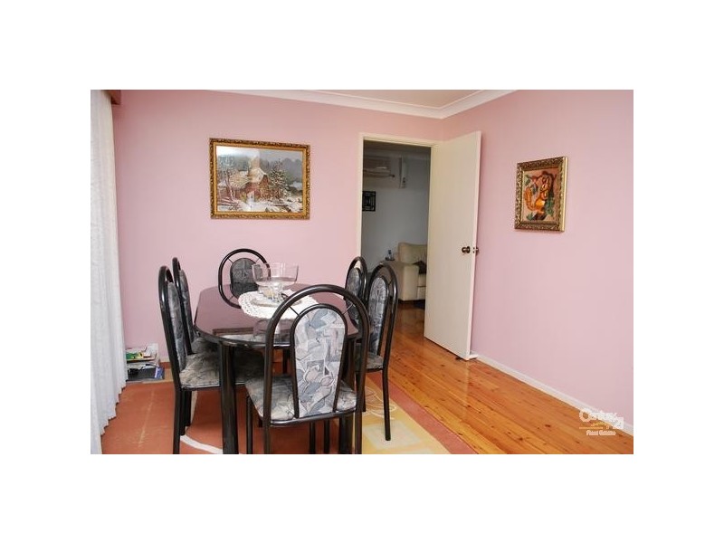 Fairfield West NSW 2165