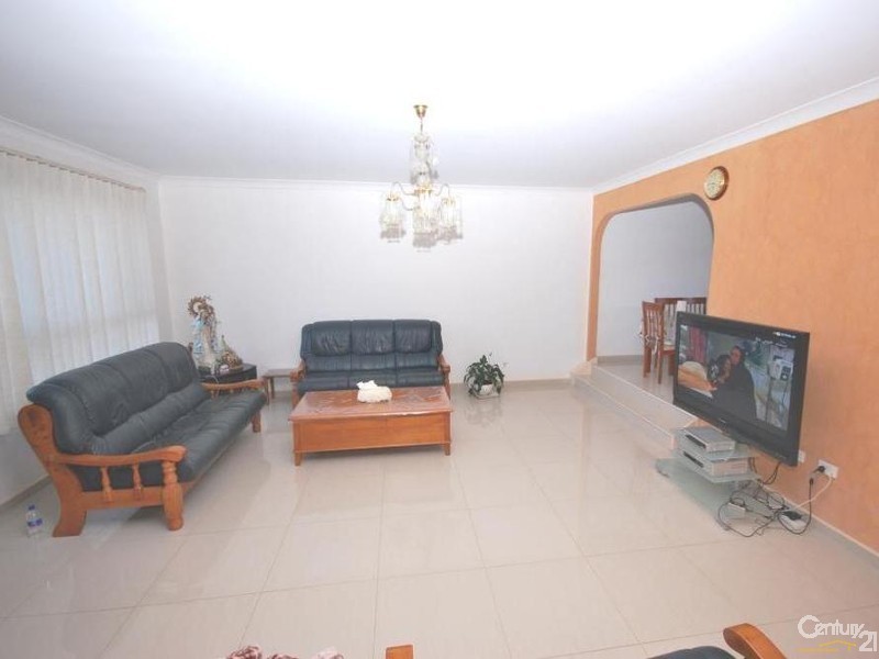 34/34 Ainsworth Crescent, Wetherill Park NSW 2164