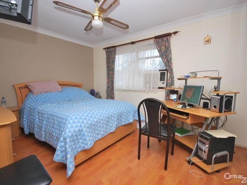 34/34 Ainsworth Crescent, Wetherill Park NSW 2164