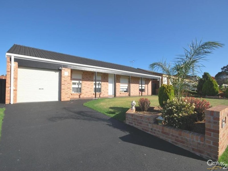 7 Saxonvale Crescent, Edensor Park NSW 2176